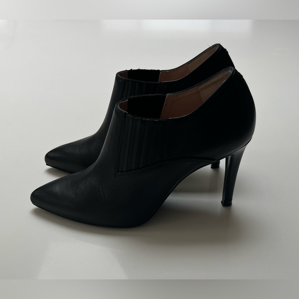 EUC worn once inez shoes marisol 90mm black booties sz 6.5, fits like sz 6